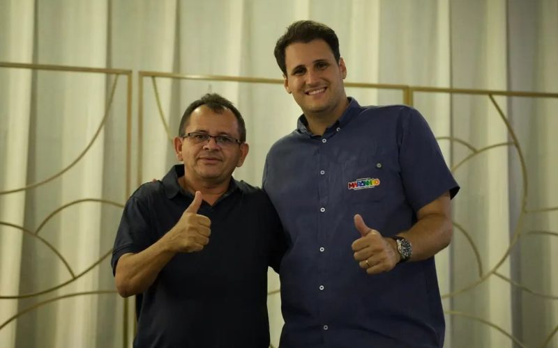 Prefeito Juvenal Silva e Base Governista de Parnarama Declaram Apoio a Orleans Brandão