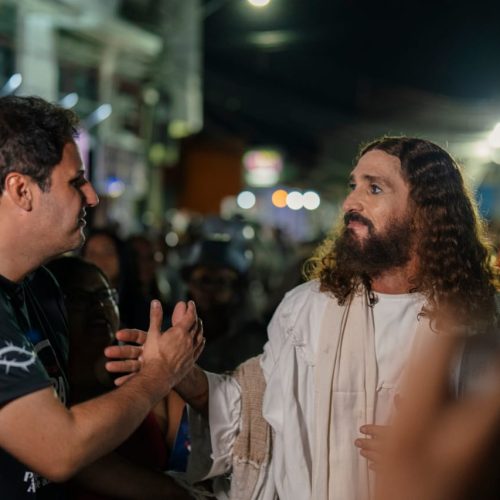 Orleans Brandão prestigia Via Sacra do Anjo da Guarda e destaca força do espetáculo para a cultura maranhense