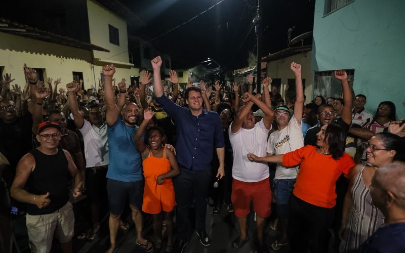 Orleans Brandão reúne-se com moradores do Bairro de Fátima, em São Luís